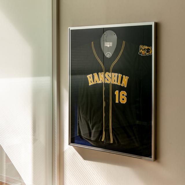 ユニフォーム 収納 ユニフォーム額 L111 S-GY MSサイズ