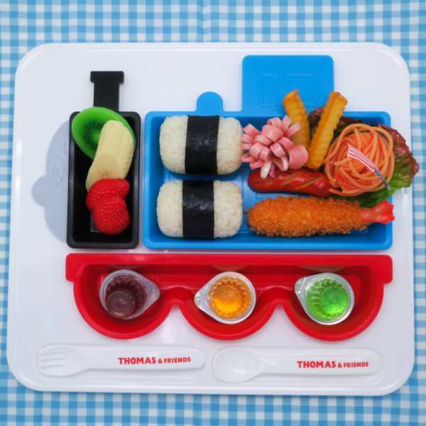 食器セット きかんしゃトーマス 子供 キャラクター 日本製 （ 電子レンジ対応 食洗機対応 お子様ランチプレート トーマス ランチプレートの通販はau  PAY マーケット - お弁当グッズのカラフルBOX