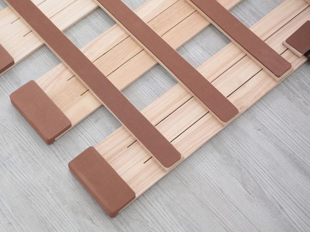すのこベッド ３つ折れ式 セミシングル 薄型軽量 天然木 （ スノコ すのこ マット 折りたたみ 三つ折り 桐 布団 ふとん 下 布団干し 薄い 軽い 湿気 カビ 対策 完成品 ）_7