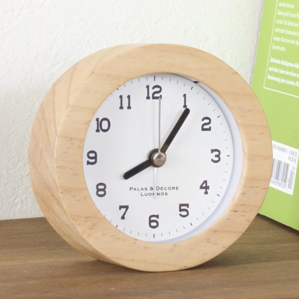 置き時計 アラームクロック 無垢材 目覚まし時計 時計 おしゃれ Eina 置時計 木製 アナログ 北欧 北欧風 シンプル インテリア クロッの通販はau Pay マーケット リビングート