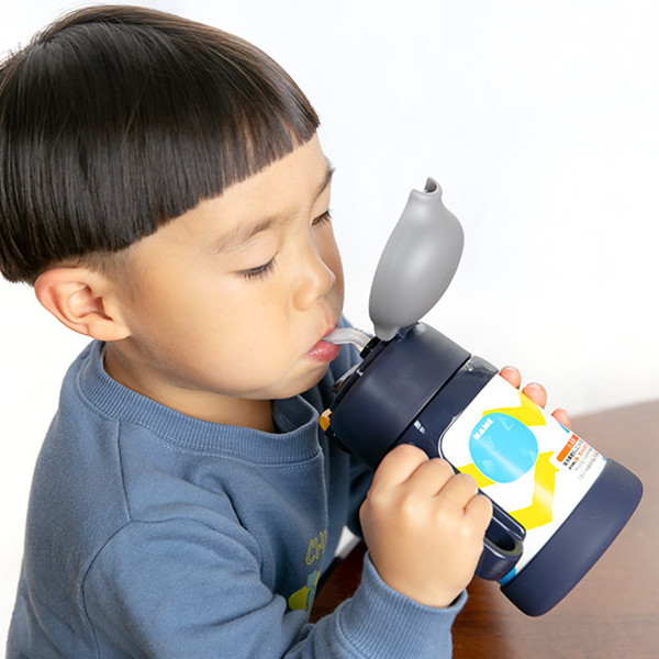 水筒 ステンレス コップ ストロー 2way 360ml キッズ 保冷 保温 子供用 ストローボトル 子ども ベルト付き キッズボトル ステンレスボの通販はau Pay マーケット リビングート