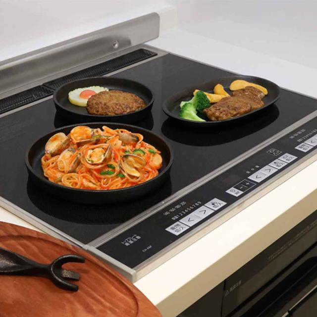 ステーキ皿 24cm 小判型 2枚入り スプラウト 鉄鋳物製 IH対応 木製