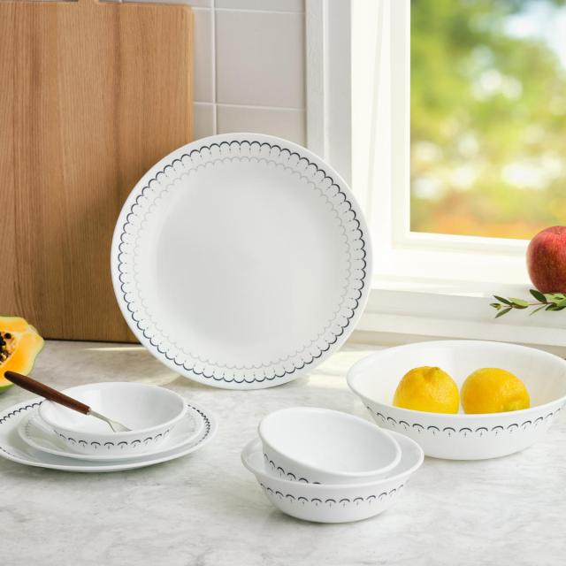 【未開封】 Corelle ガーデンレース 食器 16ピース セット 未開封】 Corelle ガーデンレース 食器 16ピース セット コレール 皿
