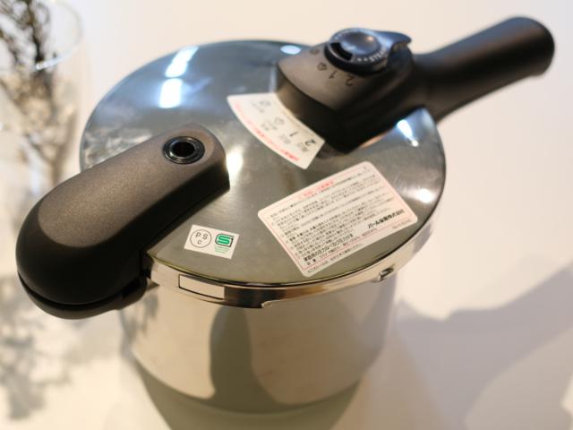 圧力鍋 3.5L IH対応 圧力2段切り替え式 3層底 ステンレス製 （ ガス火