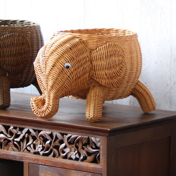 籐 バスケット ゾウ ラタン製 幅29cm 動物 アニマル かご アニマルバスケット 雑貨 インテリア オブジェ 小物入れ 象 ぞう ラタン カの通販はau Pay マーケット リビングート