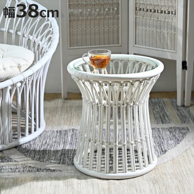 サイドテーブル ラタン 幅38cm ガラス天板 fiore （ ラタンテーブル ガラステーブル ソファサイド ベッドサイド 籐 籐編み 籐製 テーブル 机 ダイニング カフェテーブル リビングテーブル 完成品 ）の通販は 8,383円