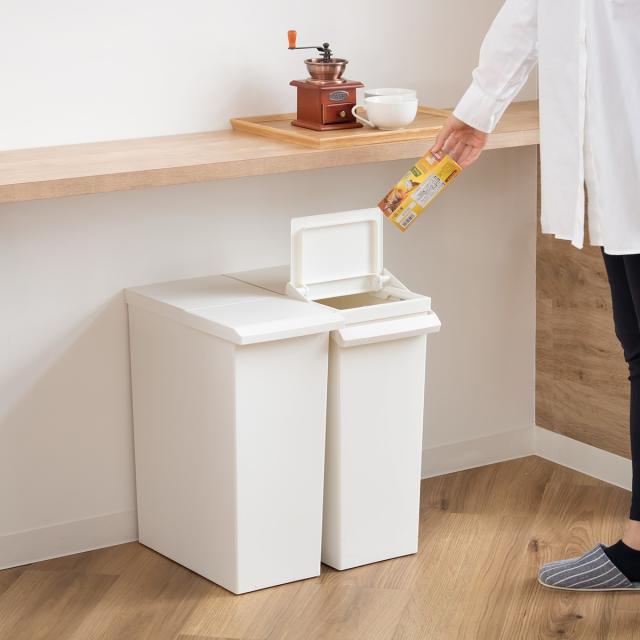 ゴミ箱 30L 同色2個セット TOSTE レバーオープン （ ごみ箱 トステ 30リットル ダストボックス 棚下 OK 分別 ふた付き おしゃれ シンプル スリム フラップオープン キャスター付き 袋 見えない キッチン ）_19