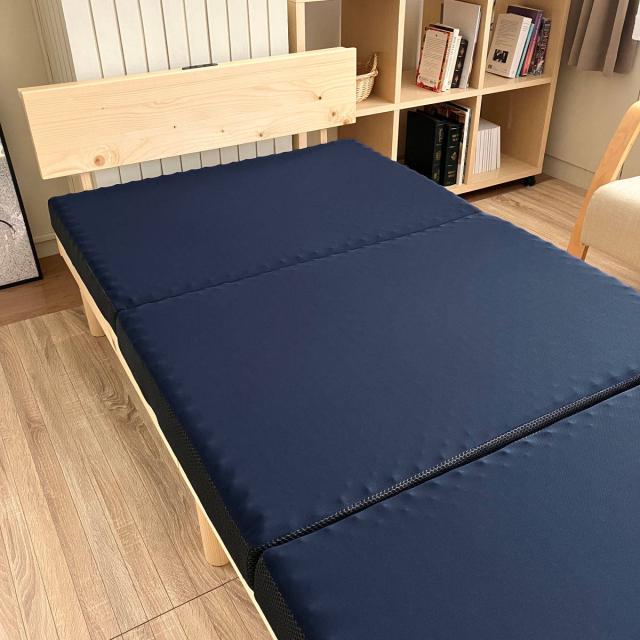 ウレタンマットレス シングル 三つ折り 体圧分散 圧縮梱包 SleepingGear 日本製 （ 折り畳み 吸水 速乾 敷き布団 高密度ウレタン 厚さ9cm 折りたたみ 湿気対策 快眠 快適 睡眠 理想 寝心地 ）_2
