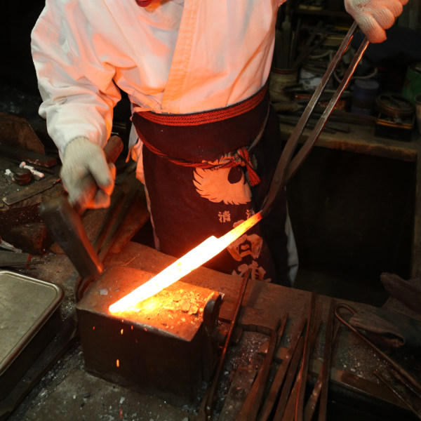 包丁 刺身包丁 正武 岩国作 刃渡り210mm 堺刀司 （ 刺身 料理包丁 キッチンナイフ 日本製 21cm 21センチ 洋包丁 シェフナイフ ほうちょう 庖丁 堺刀司 堺包丁 キッチンツール 下ごしらえ ）_4