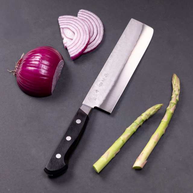 菜切包丁 16cm 青鋼鍛造本割込 堺刀司 日本製 （ 包丁 菜切り包丁 野菜包丁 料理包丁 なきり包丁 高級包丁 割り込み包丁 青紙 三層鋼 槌目加工 160mm 両刃 切れ味抜群 調理小物 調理道具 下ごしらえ用品 ）の通販は