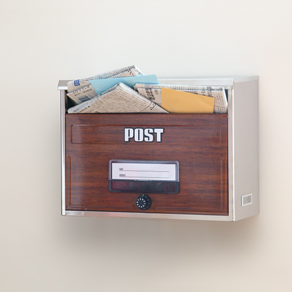 ポスト 壁掛け ダイヤル式 木目 （ 郵便ポスト 大型 壁付け スタンド ダイヤル錠 郵便受け 新聞受け 木目調 完成品 ダイヤル ネコポス ゆうパック メール便 ステンレス メールボックス 玄関 ）の通販は