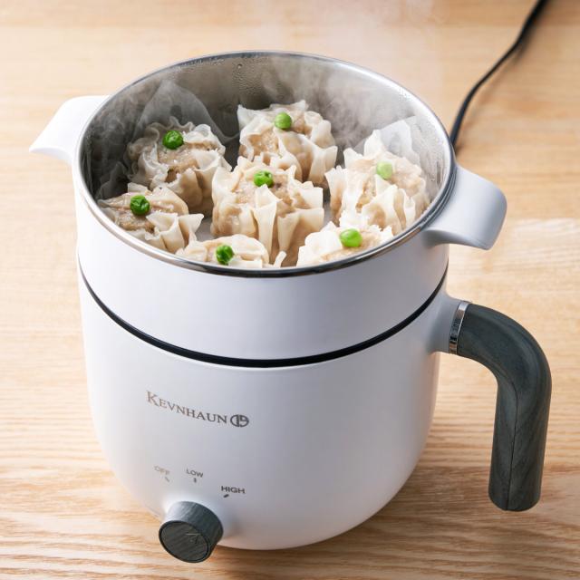 KEVNHAUN 電気マルチポット 1L 蒸し皿付き エッグスタンド付き 電気鍋 ( ケヴンハウン マルチポット 鍋 なべ 便利鍋 1リットル 1人用 2人用 調理鍋 万能鍋 マルチ鍋 マルチクッカー グリル鍋 電気調理鍋 レシピ本付き )の通販は