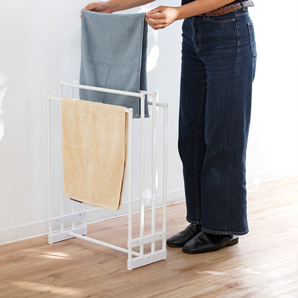 タオルスタンド ランドリースタンド タオルハンガー 洗面所 タオル バスタオル （ タオル掛け タオル干し 物干し 室内 スリム 室内物干し コンパクト 部屋干し タオルホルダー タオルバー ラック ） 物干しスタンド