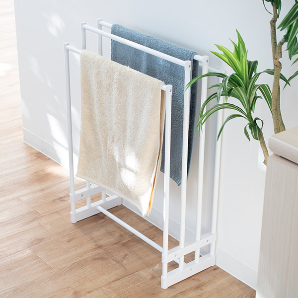 タオルスタンド ランドリースタンド タオルハンガー 洗面所 タオル バスタオル （ タオル掛け タオル干し 物干し 室内 スリム 室内物干し コンパクト 部屋干し タオルホルダー タオルバー ラック ） 物干しスタンド