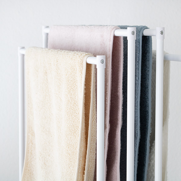 タオルスタンド ランドリースタンド タオルハンガー 洗面所 タオル バスタオル （ タオル掛け タオル干し 物干し 室内 スリム 室内物干し コンパクト 部屋干し タオルホルダー タオルバー ラック ） 物干しスタンド