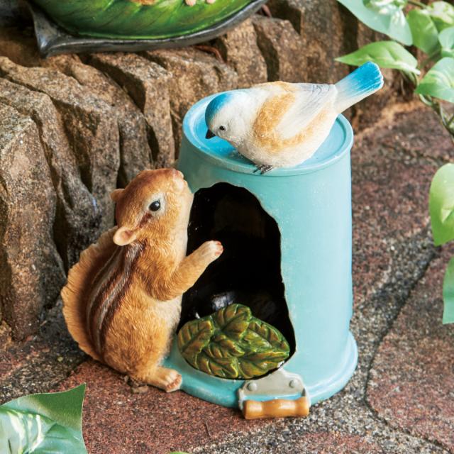 ガーデンオーナメント りすとバケツ ソーラーオーナメント 光センサー