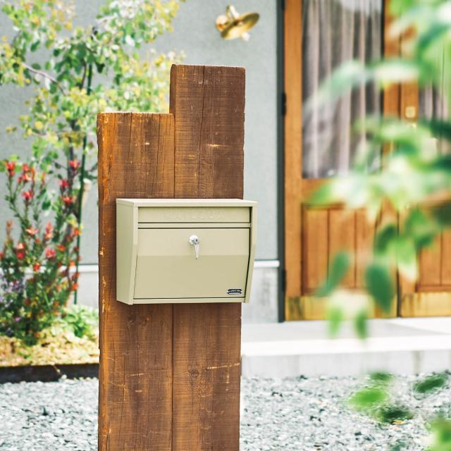 郵便ポスト 壁掛けポスト ハンマートーン （ ポスト 壁掛け 郵便 郵便受け デザインポスト 鍵付き 新聞受け メールボックス 横型 鍵 一戸建て 屋外 玄関 壁 本体 ハンドル 木目 A4 おしゃれ ）_4