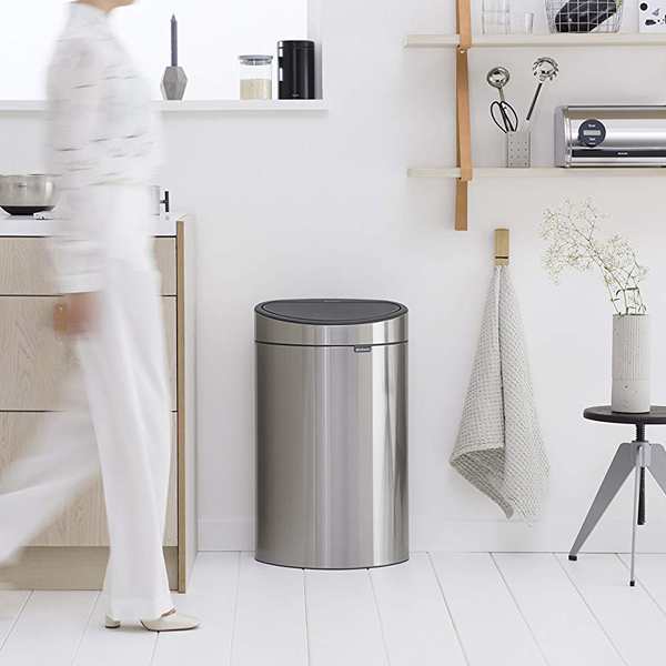 brabantia ゴミ箱 タッチビン 40L ダストボックス スチール （ 送料無料 ごみ箱 ふた付き キッチン 40リットル 丸型 おしゃれ  タッチ 式 ｜au PAY マーケット