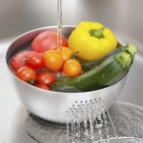 ボウル ステンレス製 洗米ボウル 18cm 日本製 米研ぎボウル 米研ぎ用ボウル 米研ぎボール 洗米ボール 米研ぎ 米とぎ 洗米 多目的ボウの通販はau Pay マーケット リビングート