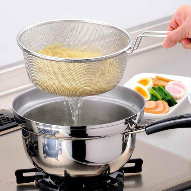 スイス製 ステンレススチール 片手鍋 蓋付き 26cm 楽天市場】26cm