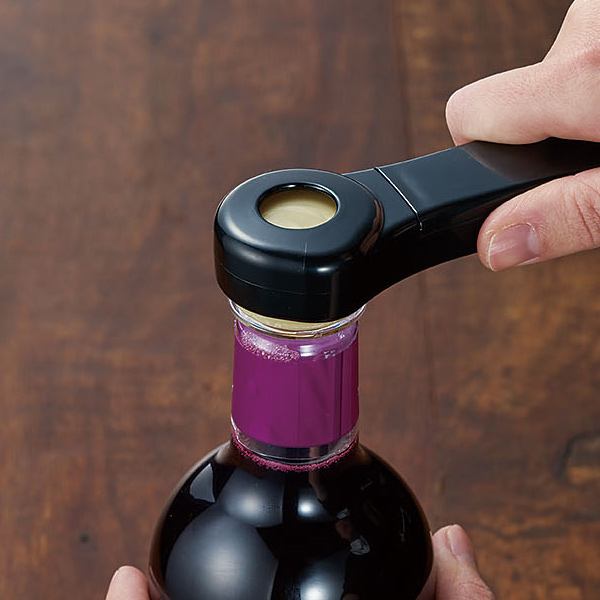 YETI 壁またはクーラーマウント 栓抜き 即日発送)YETI 壁掛け栓抜き