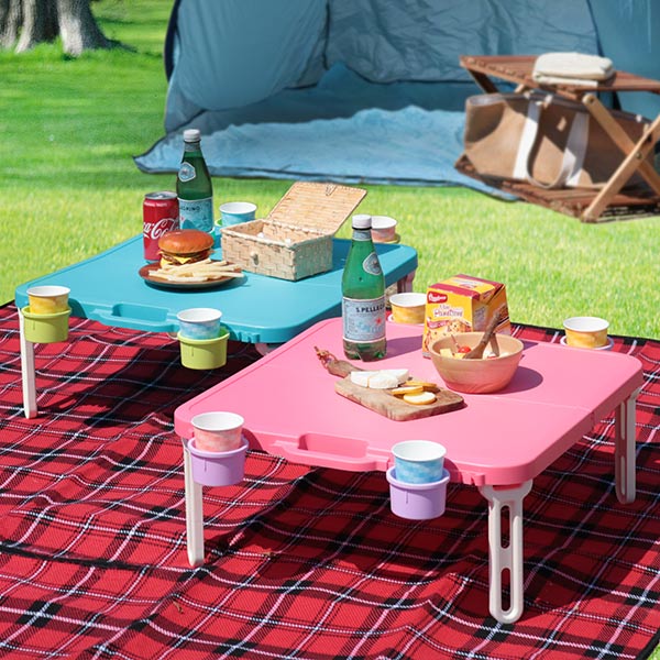 折りたたみテーブル 軽量 ピクニックテーブル レジャーテーブル ハンディテーブル ドリンクホルダー付 角型 アウトドア テーブル 簡易の通販はau Pay マーケット リビングート