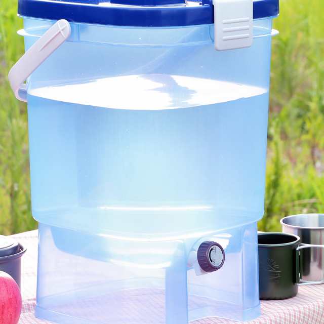 ウォータータンク 19L 水缶 （ 19リットル 約 20L 20リットル コック付き 水 タンク ポリタンク ウォータージャグ 給水タンク 給水  防災グッズ 防災用品 アウトドア キャンプ 持ち運び ウォッシャブルタンク 水タンク 手洗い ）の通販はau PAY マーケット - お弁当グッズ  ...