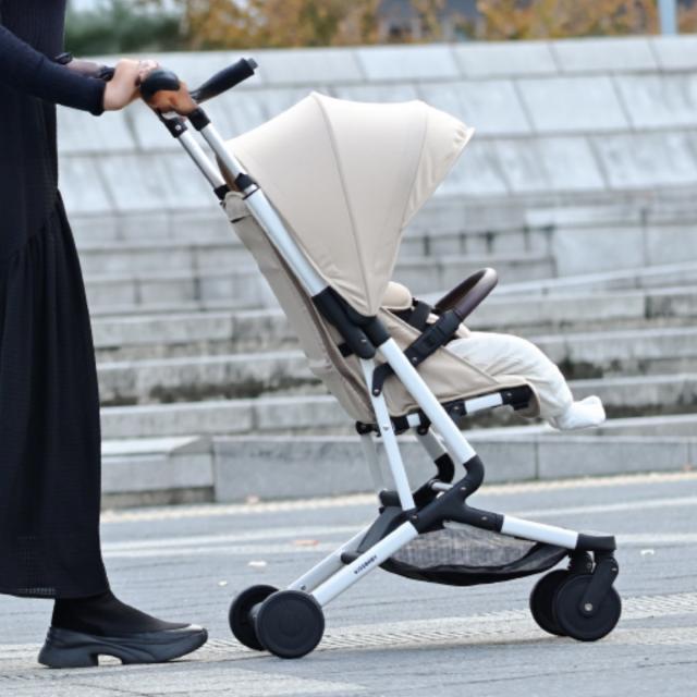 ベビーカー B型 ビービーライトストローラー 折りたたみ （ b型ベビーカー B型ベビーカー バギー 軽量 コンパクト 軽い ハイシート リクライニング 通気性 自立式 高さ調節 バスケット付き セカンドベビーカー コンパクトベビーカー ）