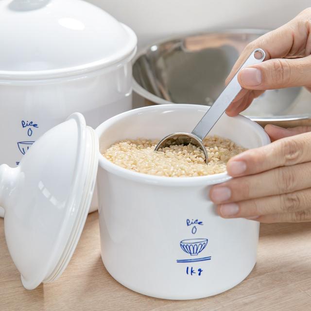 Tupperware 食品保存容器 米びつ タッパーウェア米びつのおすすめ人気