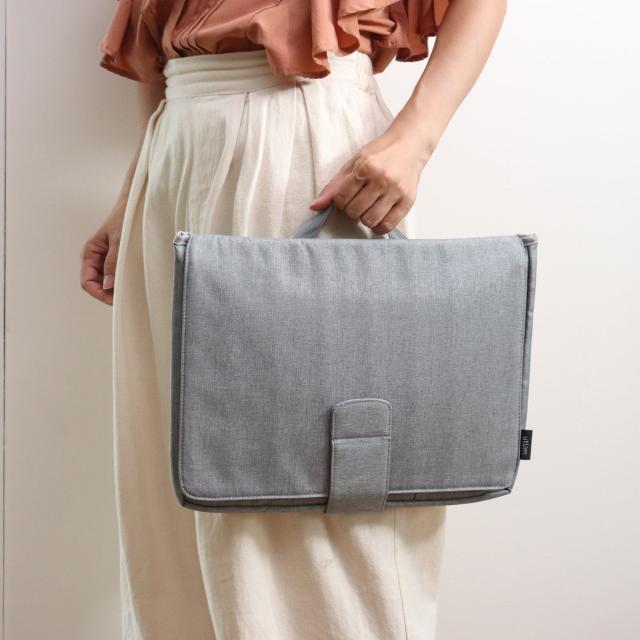 インナーバッグ ユートリム ブリッジ ライト 13 3インチノートｐcサイズ パソコンバッグ パソコンケース スタンドポーチ ガジェットケース 自立 Jrqtd5fw65 ノートパソコンアクセサリー 周辺機器 Tizianapepe It