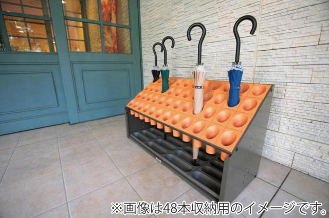 傘立て 業務用 オブリークアーバン 24本収納 （ 法人限定 業務用傘立て アンブレラスタンド 傘スタンド シュート式 傘たて 24本 転倒防止用ウエイト付き 組立式 かさたて かさ立て カサ立て アンブレラホルダー 水受け皿付き ）