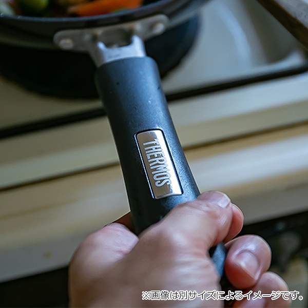 炒め鍋 フライパン 深型 28cm Ih対応 サーモス Thermos キッチンプラス Kitchen プラズマ超硬質コート ガス火対応 深型 フライパン の通販はau Pay マーケット お弁当グッズのカラフルbox