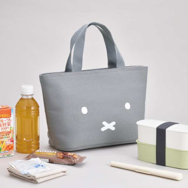 値頃 サーモス 保冷ランチバッグ 4L プーさん