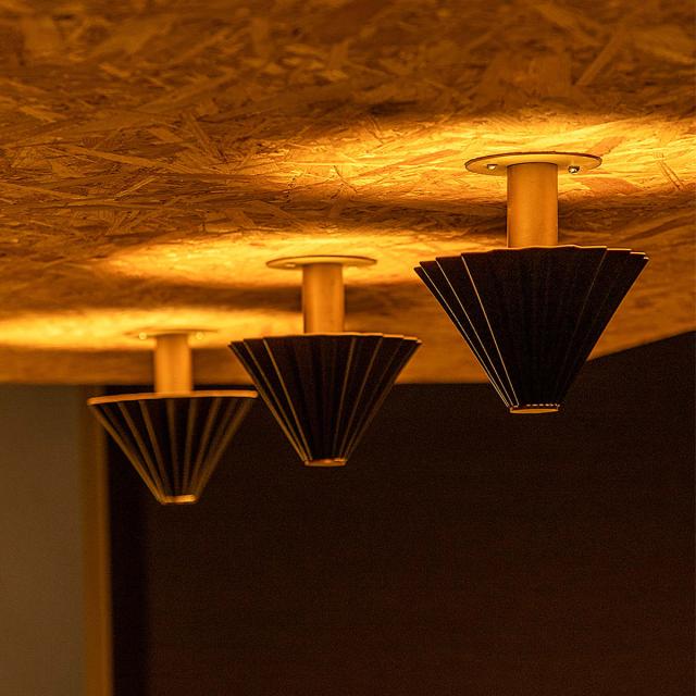 ブラケットライト LED電球付き ORIGAMI LAMP オリガミランプ gram eight グラムエイト （ 壁掛け照明 ウォールライト 階段照明 壁面照明 電球付き ドリッパー 陶磁器 職人 手仕事 おしゃれ 間接照明 玄関 階段 トイレ ）_5