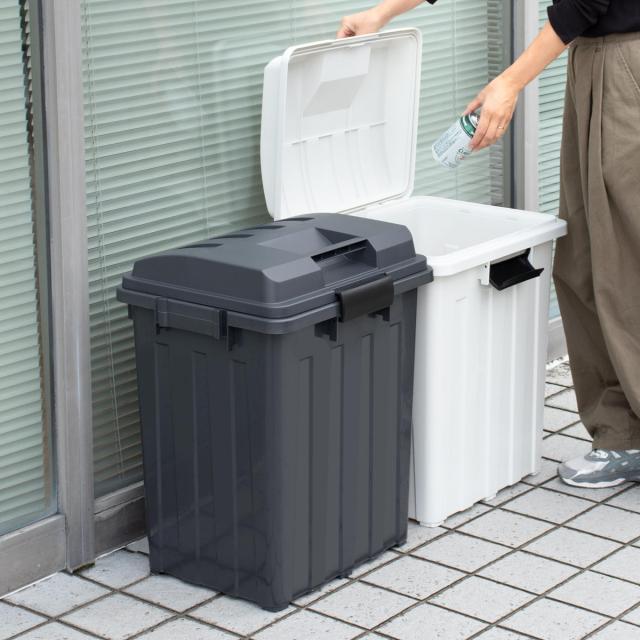 ゴミ箱 70L 屋外兼用 同色4個セット 連結ハンドルペール （ ごみ箱 70リットル 同色 4個セット 屋外 屋内 大容量 連結可能 ハンドル 外用 大きい ふた付き ハンドルペール 分別 収納庫 ストッカー 収納 玄関 ）_15