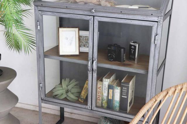 ディスプレイラック 幅80cm アンティーク調 ガラス 完成品 （ ショーケース 飾り棚 ラック 棚 ガラス製 フラップ扉 什器 エイジング加工 コレクションケース パイン古材 ）