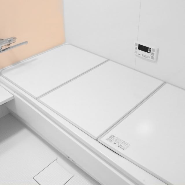 風呂ふた オーダー オーダーメイド 組み合わせ 60〜70×181〜190cm 3枚割 特注 別注 （ 風呂 お風呂 ふた ふろふた 風呂蓋 風呂フタ 日本製 フタ 蓋 パネル 組み合わせ風呂ふた 3枚組 サイズオーダー 保温 抗菌 防カビ ）の通販は