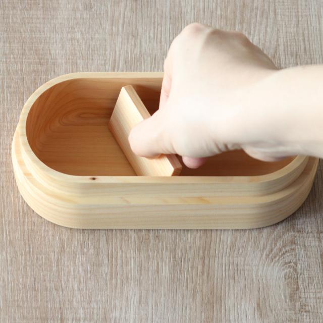 くり抜き弁当箱 1段 480ml 紀州桧弁当箱 type 2 ナチュラル （ 弁当 食洗機対応 天然木 紀州桧 一段 おしゃれ 仕切り付き 日本製 食洗機OK お弁当 木 木製 くりぬき ランチボックス シンプル 和風 お弁当箱 弁当箱 ）_13