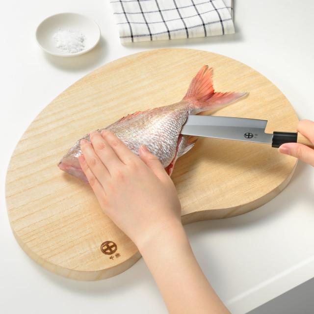 まな板 34×23cm そら豆型 桐製 千歳 （ 桐まな板 桐 木製まな板 木製 まないた 俎板 カッティングボード 日本製 桐製まな板 マナイタ 両面使える 天然木 国産 キッチンツール おすすめ 高級品 ）_2