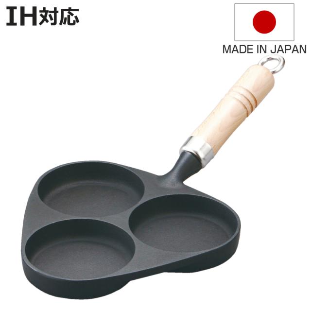 鉄フライパン トリプル食麺麭 IH相応う 南部地方金物 目玉焼き3ヶ焼き 日本製 （ 中仕切り付き添い人フライパン 鉄製 目玉焼き 3つ 中仕切りつき 3つ穴 丸 朝ごはん 弁当 時短膳だて 軽さ 膳だて物の具 ）