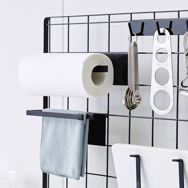 キッチンペーパーホルダー キッチン自立式メッシュパネル用 ペーパーホルダー Tower 山崎実業 タワー 41 4190 キッチンペーパー ペの通販はau Pay マーケット リビングート