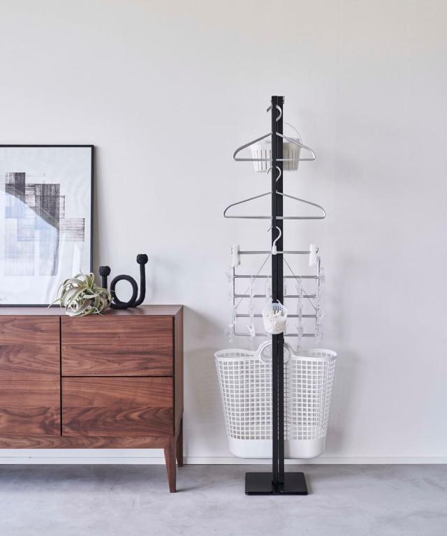山崎実業 tower 折り畳み室内物干し タワー （ 4903208066198 タワーシリーズ 折り畳み 折りたたみ おりたたみ 物干し 室内 部屋干し コンパクト 洗濯 室内物干し ハンガー フック付き インテリア スタンド ）_19