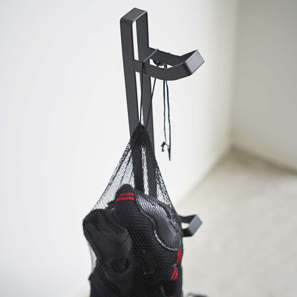 玄関収納 子ども用ヘルメットスタンド Tower 山崎実業 タワー 玄関 収納 スタンド 子ども ヘルメット 収納用品 玄関収納 ヘルメット収の通販はau Pay マーケット お弁当グッズのカラフルbox