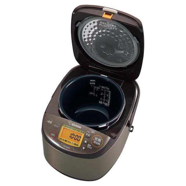 象印 IH炊飯器 3合炊き 極め炊き 黒まる厚釜 立つしゃもじ付き 日本製
