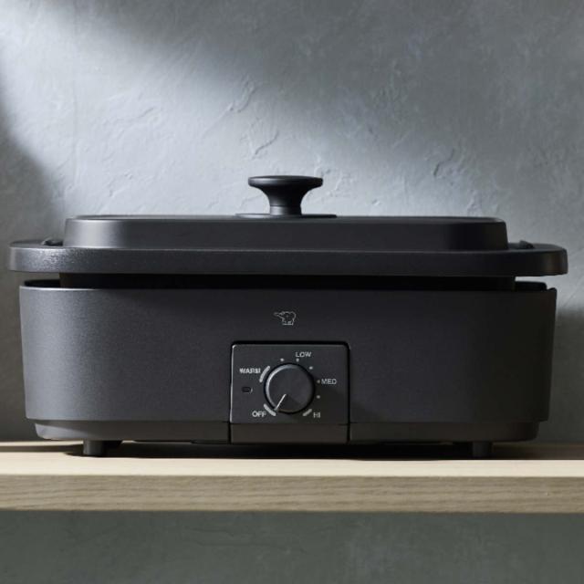 象印 デイリーコンパクトプレート 深なべ 平面プレート たこ焼きプレート （ 象印マホービン ZOJIRUSHI 深鍋 調理家電 無水調理 深型 鍋 たこ焼き 24個 調理器具 マイコン 蓋付き 保温 電磁調理器 キッチン家電 レシピ付き ブラック ）