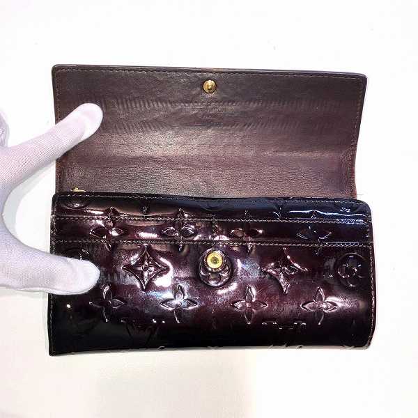 ルイヴィトン Louis Vuitton モノグラムヴェルニ ポルトフォイユ サラ M93524 長財布 2つ折り財布 レディース【中古】の通販は
