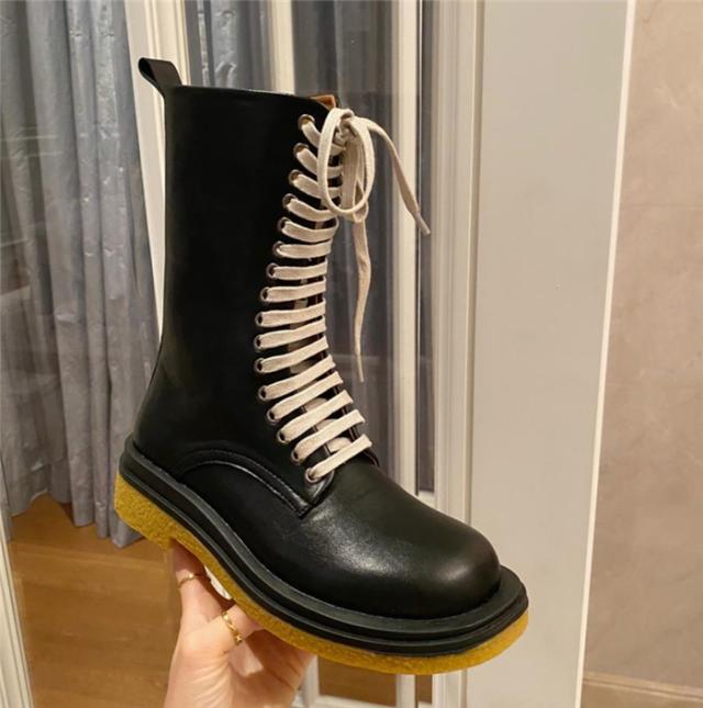 編み上げブーツ  レディース 靴 歩きやすい 痛くない オンオフ 小さいサイズ 大きいサイズ 安定感 かわいい かっこいい 小さい シンプル 靴 シューズ お出かけ 旅行 デイリー ショッピング 原宿 ロック ごつい 大人カジュアル カジュアル 個性 ソール ストリート シックの通販は 6,980円