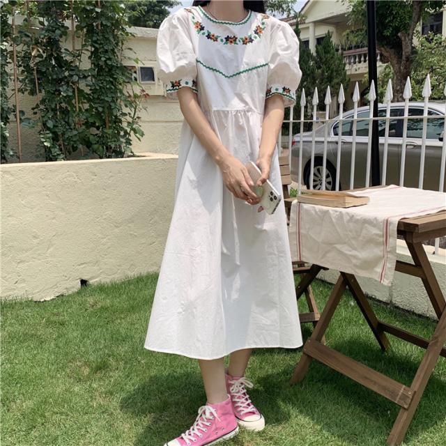 ワンピースレディース ミモレ丈 袖あり パフスリーブ クルーネック Aライン 刺繍 切り替えデザイン かわいい 大人可愛い カジュアル ラフ ガーリー 無地 春 夏 10代 20代 30代 40代 普段使い 韓国 ファッション トレンド S M L XLの通販は