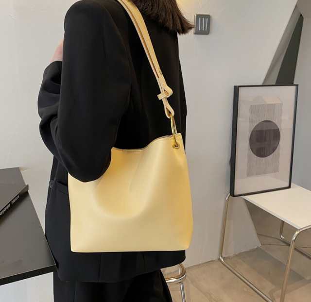 バッグレディース かばん 鞄 bag レディースバッグ ミニバック 通勤バッグ 大容量 便利 A4 肩掛け 手持ち 防水 インナーバッグ付き 合皮 かわいい シンプル カジュアル おしゃれ 大人女子 こなれ感 10代 20代 30代 40代 オフィス ビジネス OL 通勤 デート お出かけ デイリーの通販は