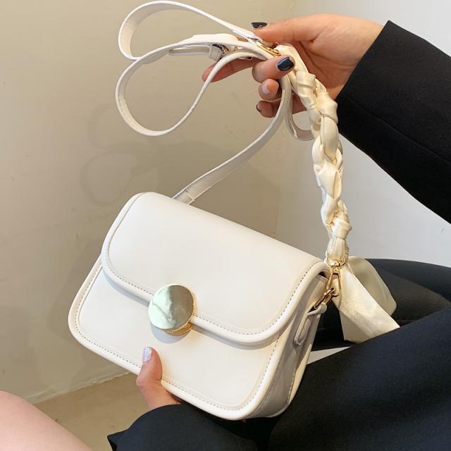 メッセンジャーバッグ  レディース バッグ スモールバッグ 斜めがけ ワンショルダー かわいい スモール オールマッチ かばん ミニバッグ 肩掛け 大人気 肩掛けバッグ 鞄 人気 おしゃれ 可愛い カバン お出かけ デイリー 買い物 ショッピング デート ウエスタンスタイルの通販は 5,280円